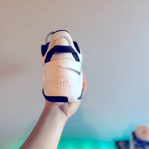 Paul George 5 white black - Picture 5 of 7